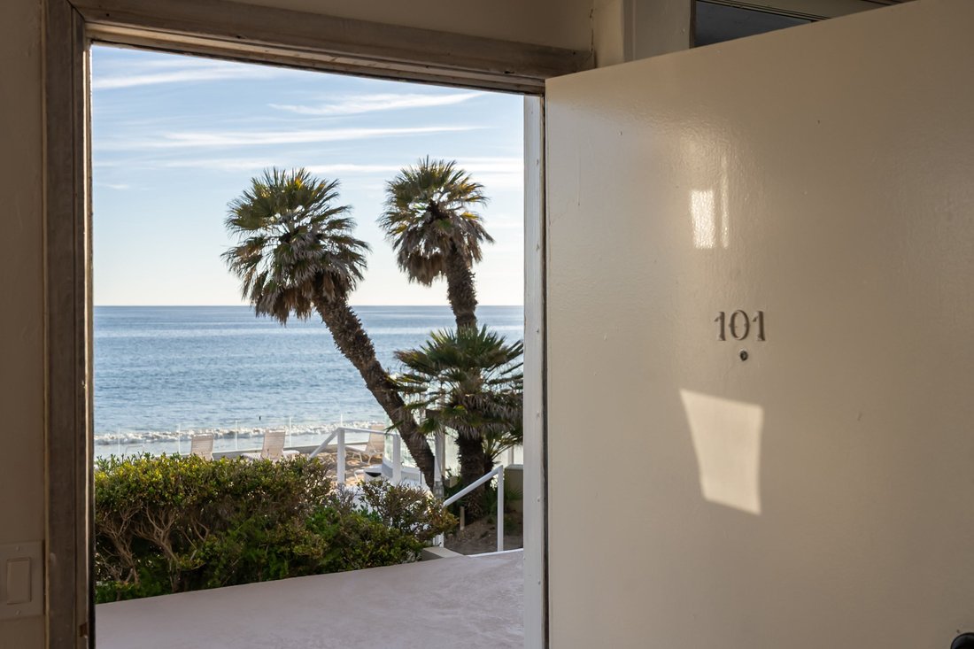 Condo in Malibu, California, United States 3 - 18172243