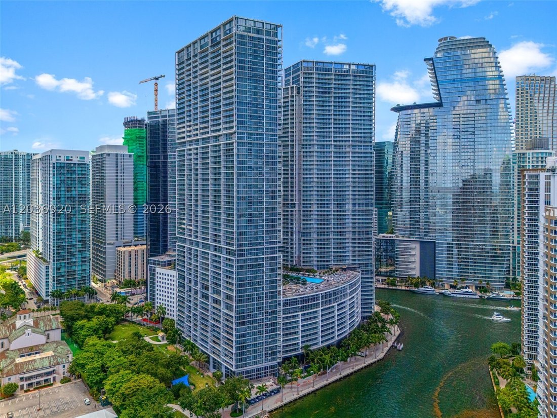 Condo in Miami, Florida, United States 3 - 18174801