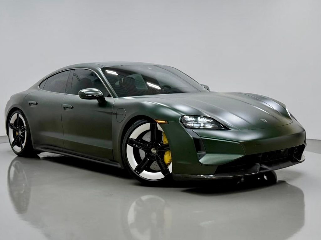 Sedan in Lake Villa, IL, United States 4 - 18118209