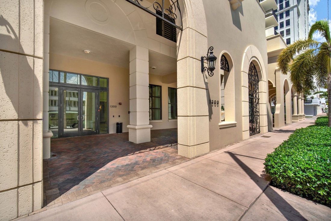 Condo in Coral Gables, Florida, United States 1 - 18174813