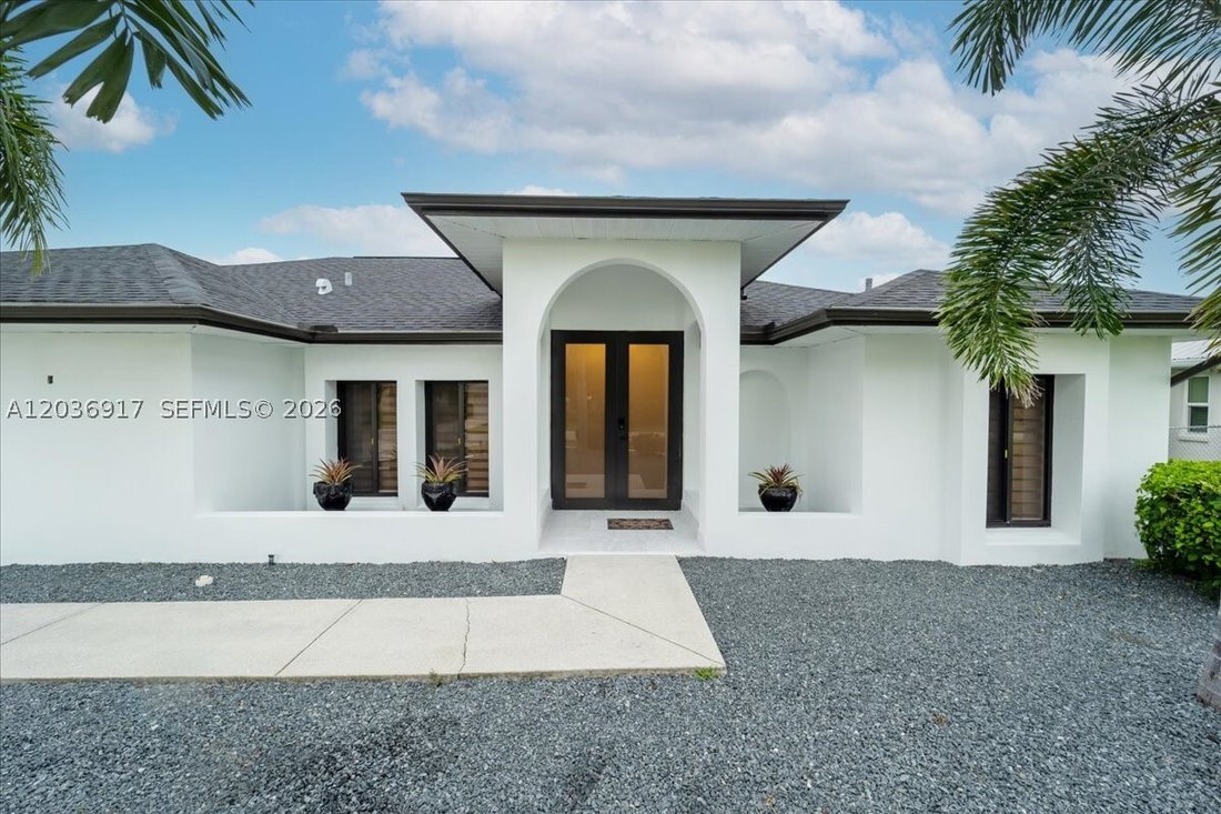 House in Cape Coral, Florida, United States 5 - 18174798