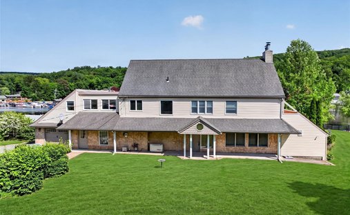 House in Greenwood Lake, New York, United States 1