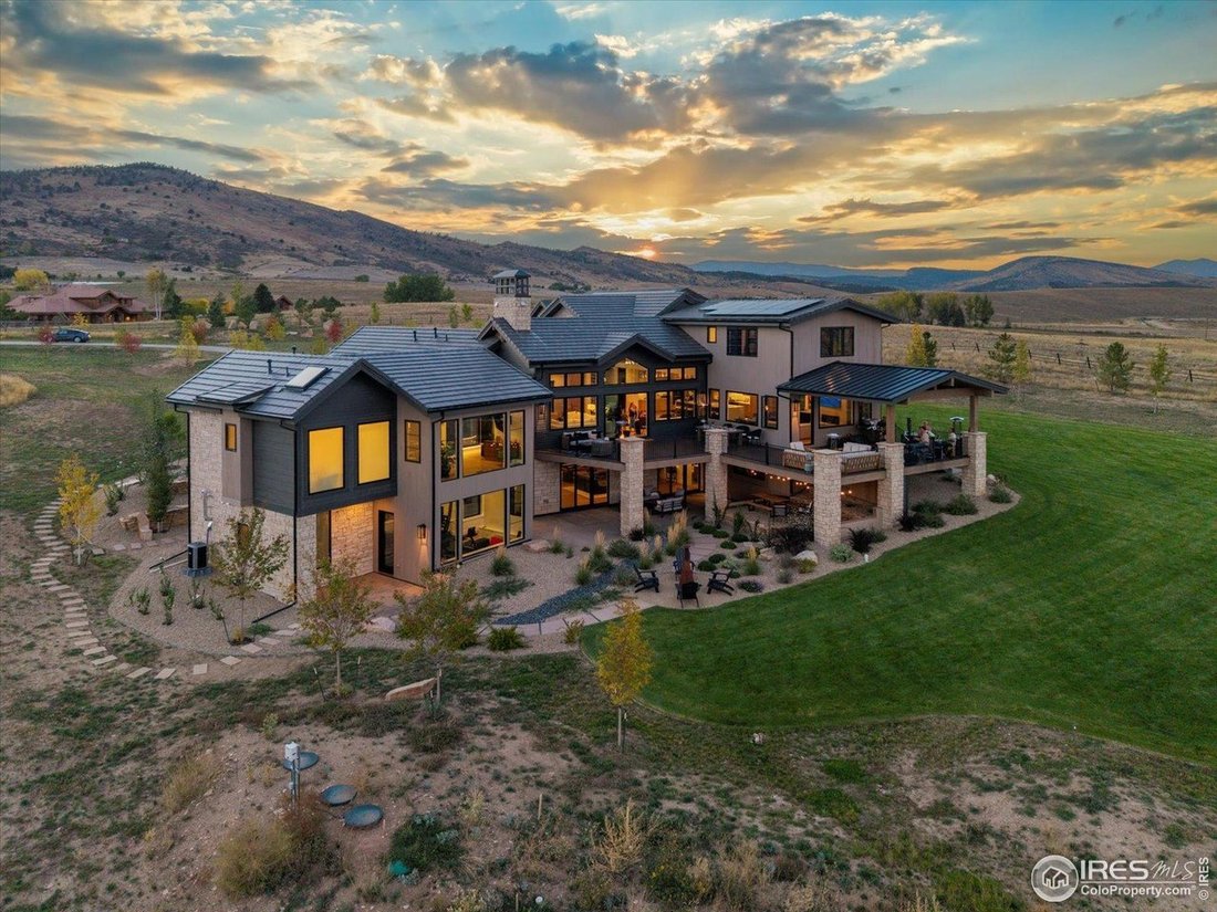 Longmont, Colorado, United States 2 - 18174672