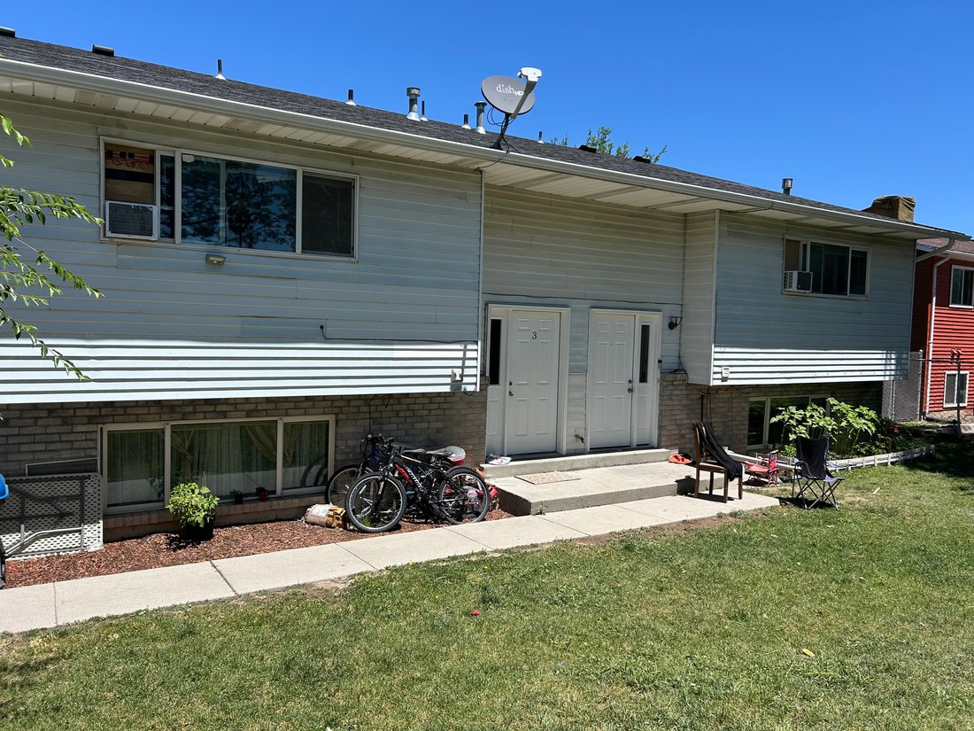 West Valley City, Utah, United States 3 - 18172190