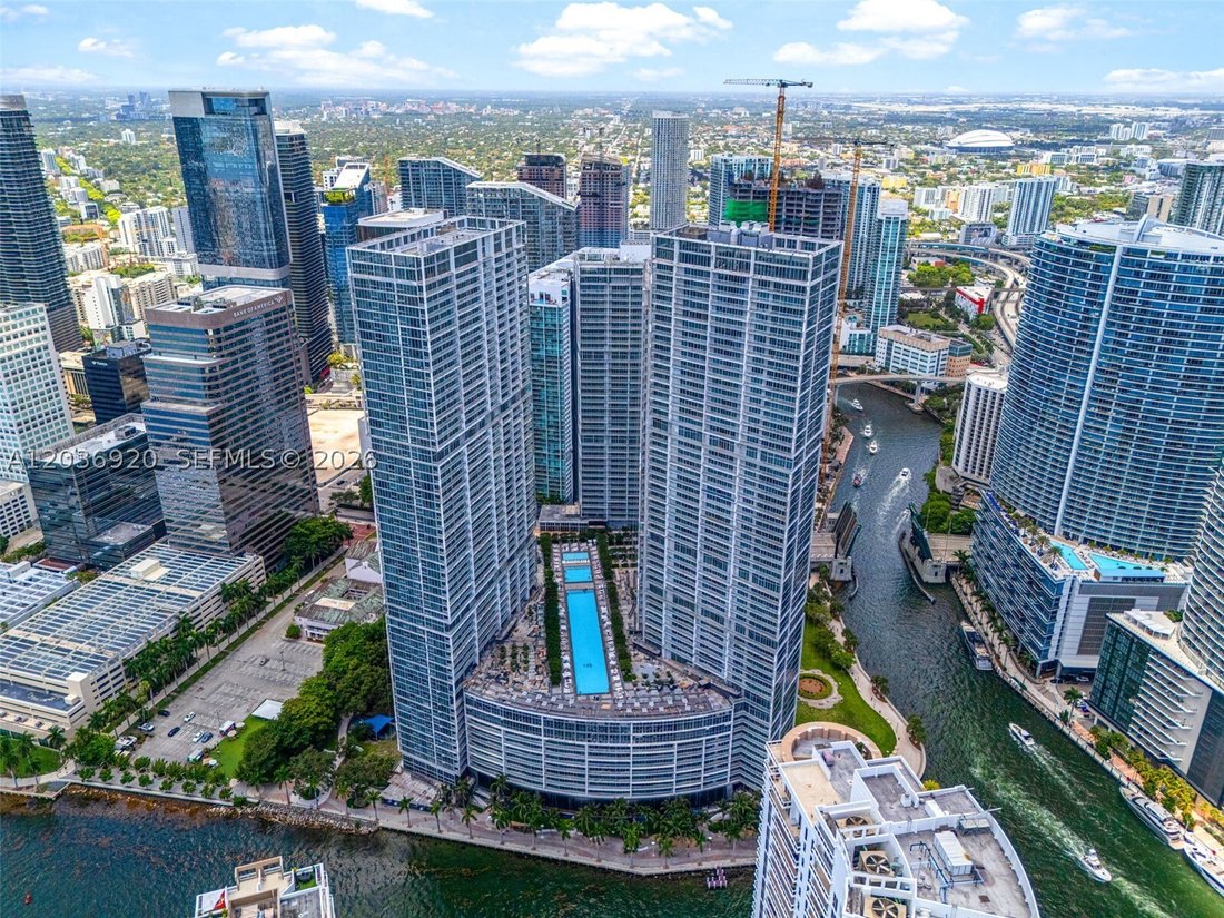 Condo in Miami, Florida, United States 1 - 18174801