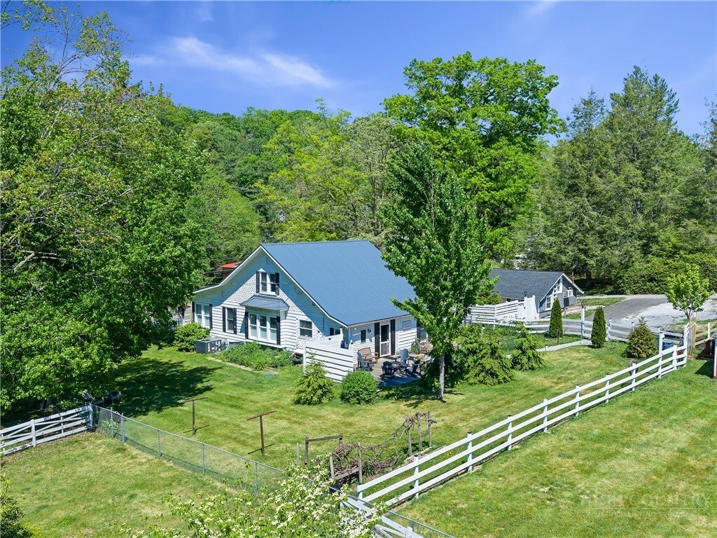 House in Newland, North Carolina, United States 2 - 18171953