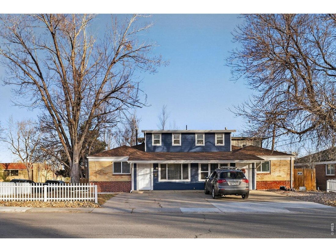 Denver, Colorado, United States 1 - 18173355