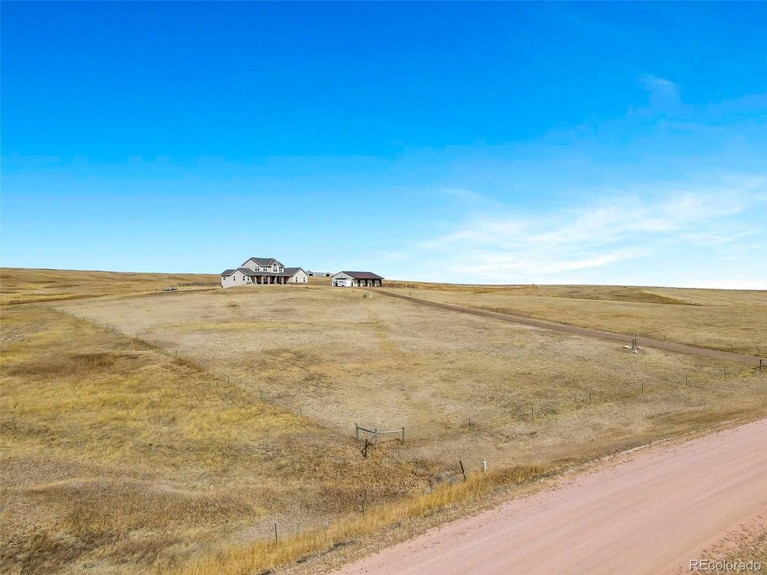 Elizabeth, Colorado, United States 3 - 18174470