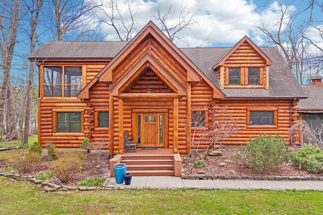 House in Delafield, Wisconsin, United States 3 - 17816043