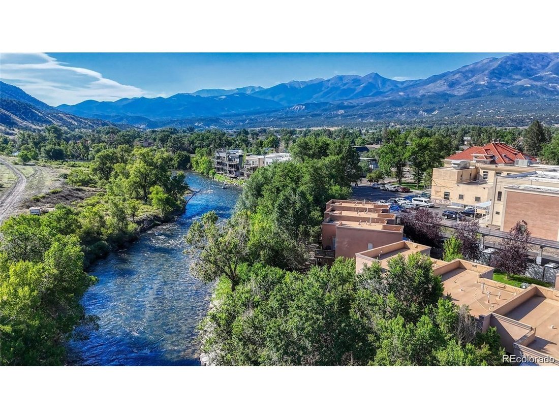 Condo in Salida, Colorado, United States 4 - 18173330