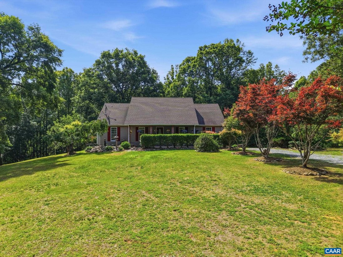 House in Stanardsville, Virginia, United States 1 - 18172011