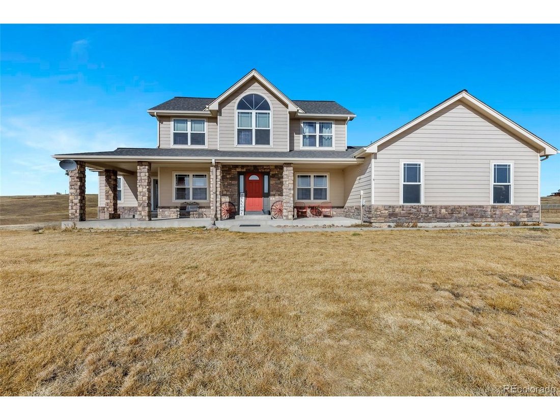 Elizabeth, Colorado, United States 4 - 18174470