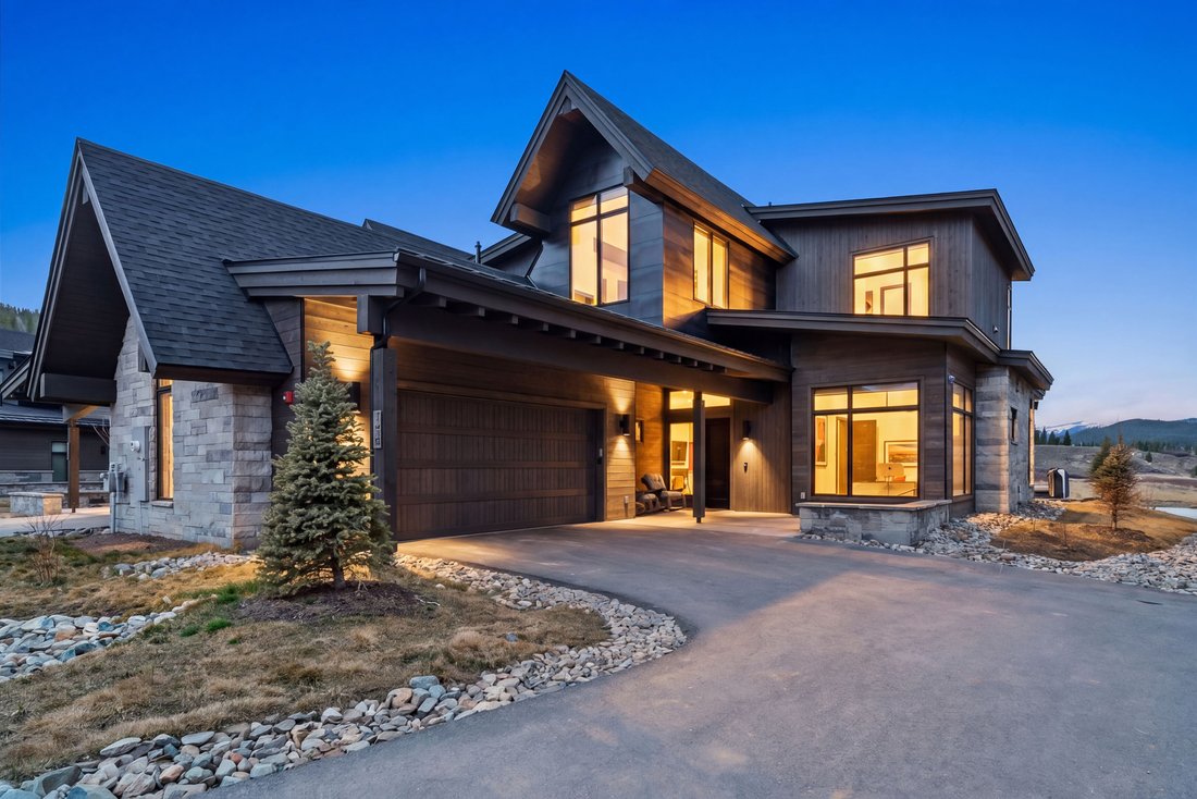 Breckenridge, Colorado, United States 2 - 18174680