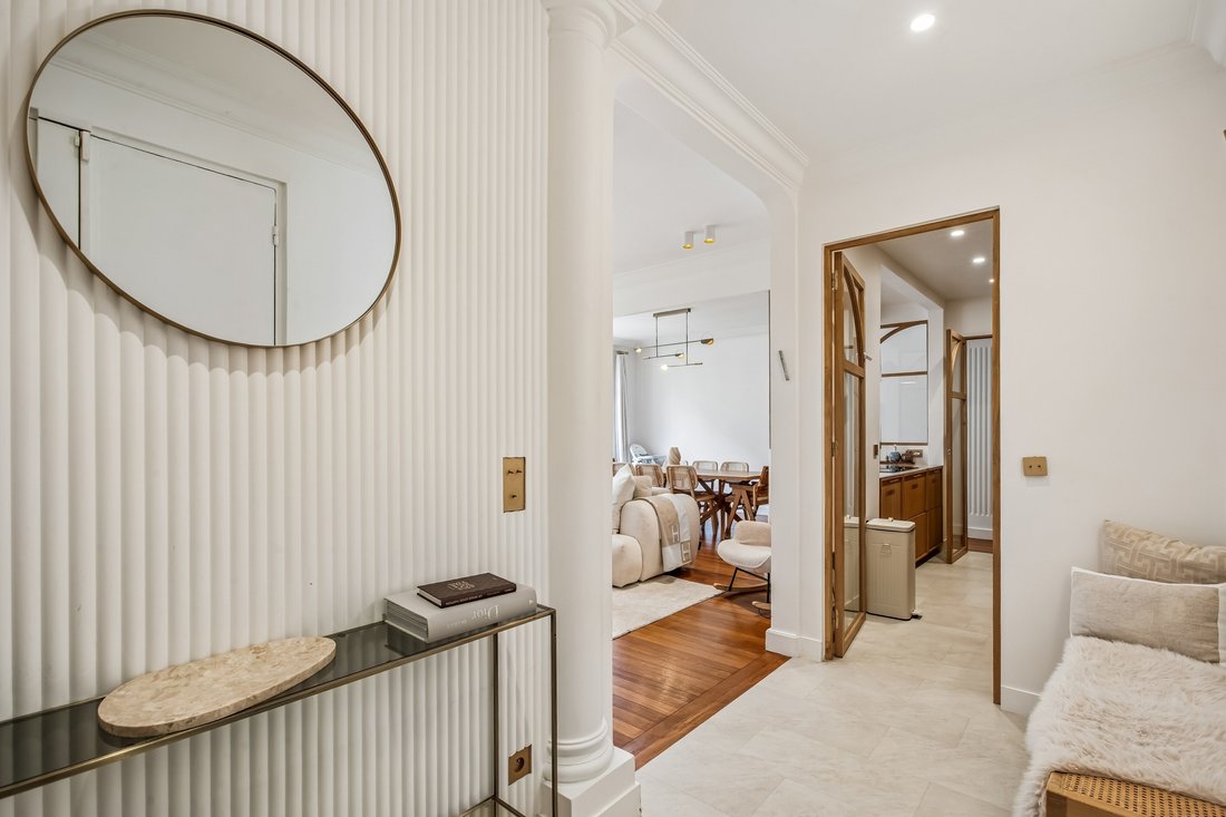 Apartment in Bois de Boulogne, Paris 16e Arrondissement, Paris 2 - 18173009