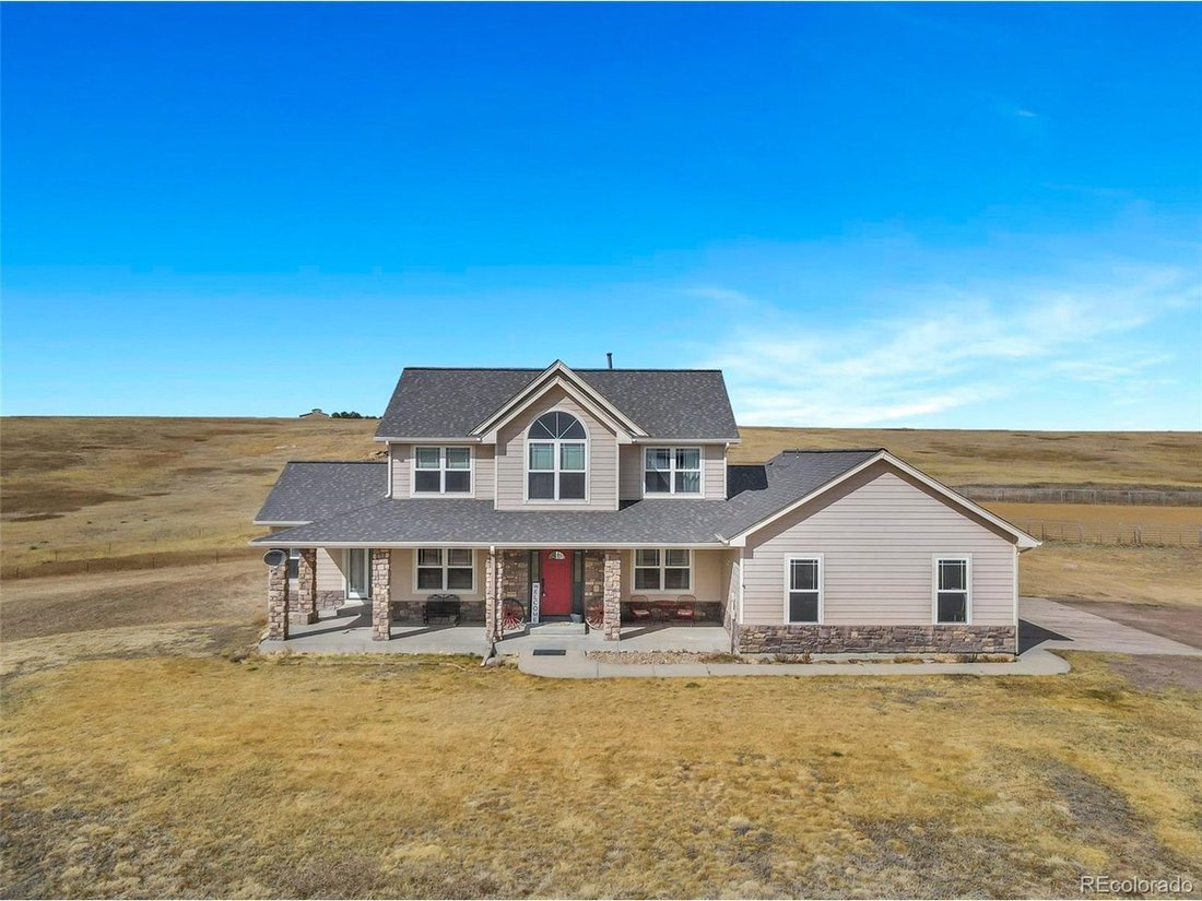 Elizabeth, Colorado, United States 1 - 18174470