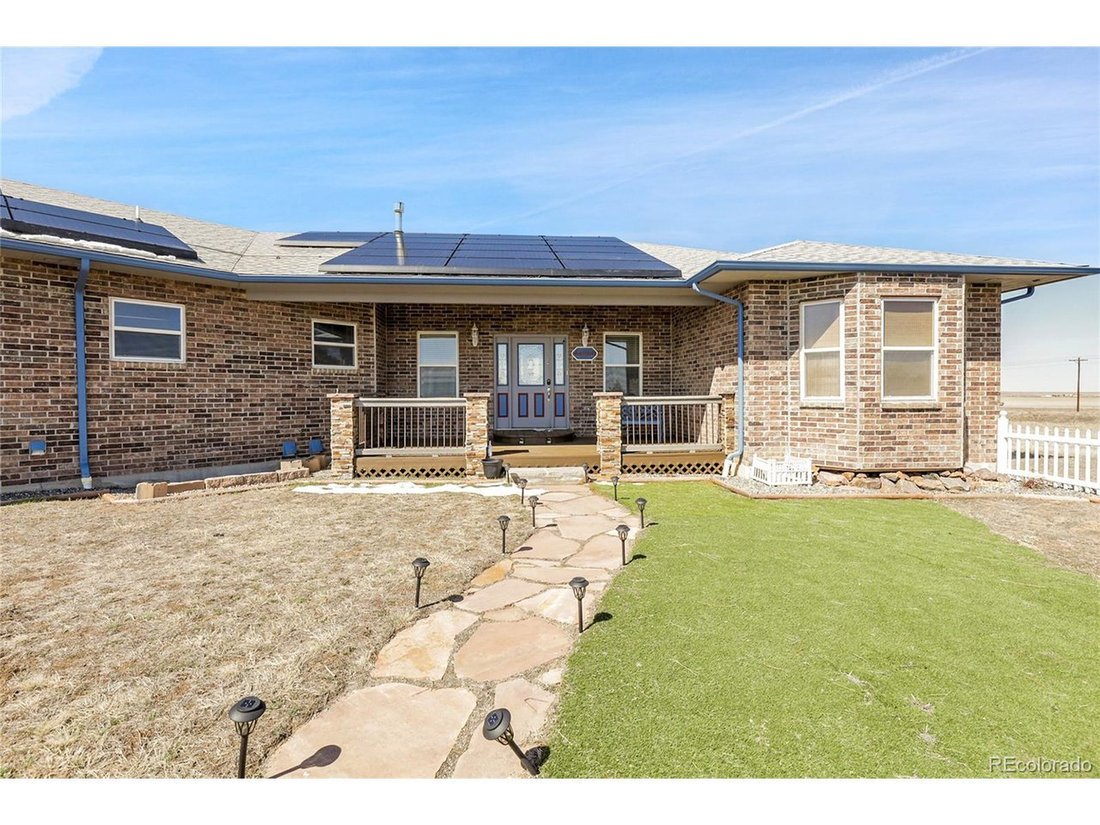 House in Bennett, Colorado, United States 1 - 18173687