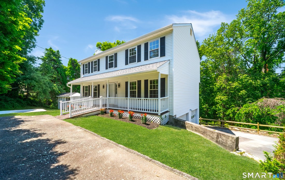 House in Stratford, Connecticut, United States 1 - 18171981