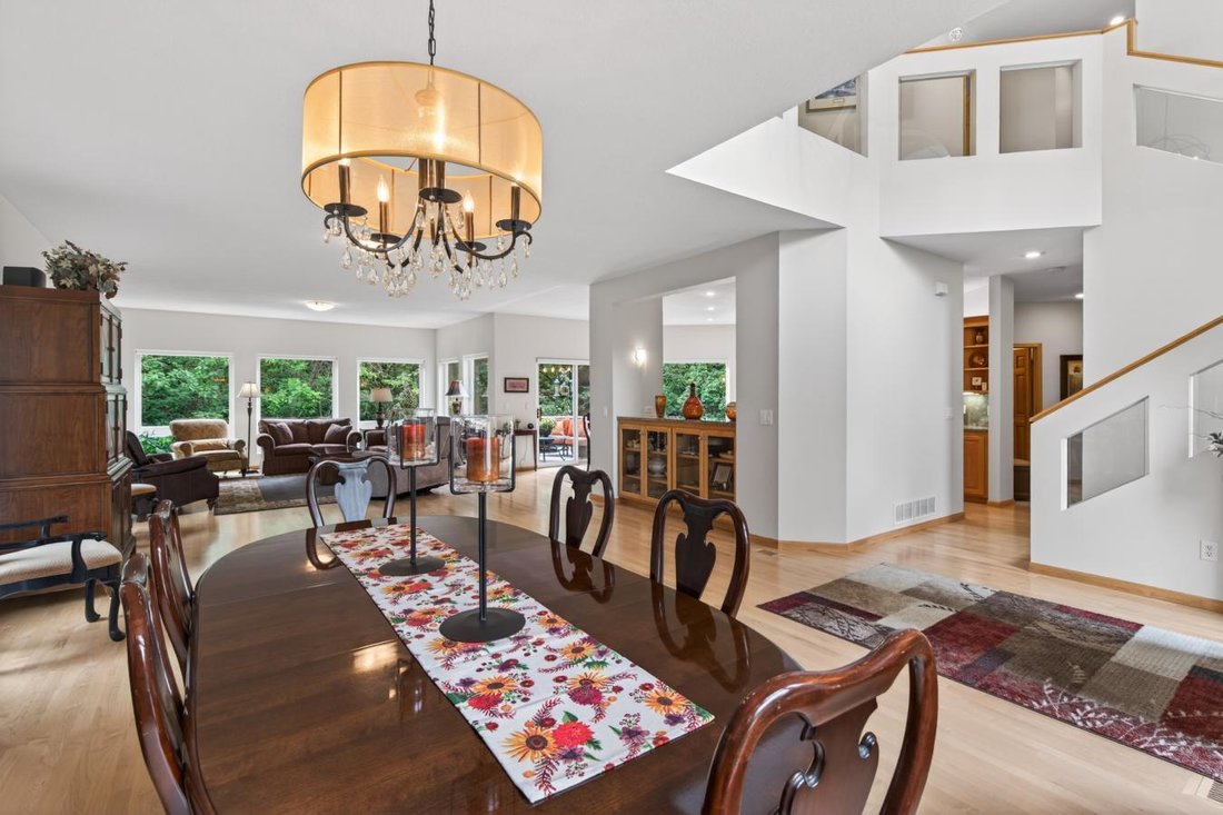 House in Chanhassen, Minnesota, United States 4 - 18174613