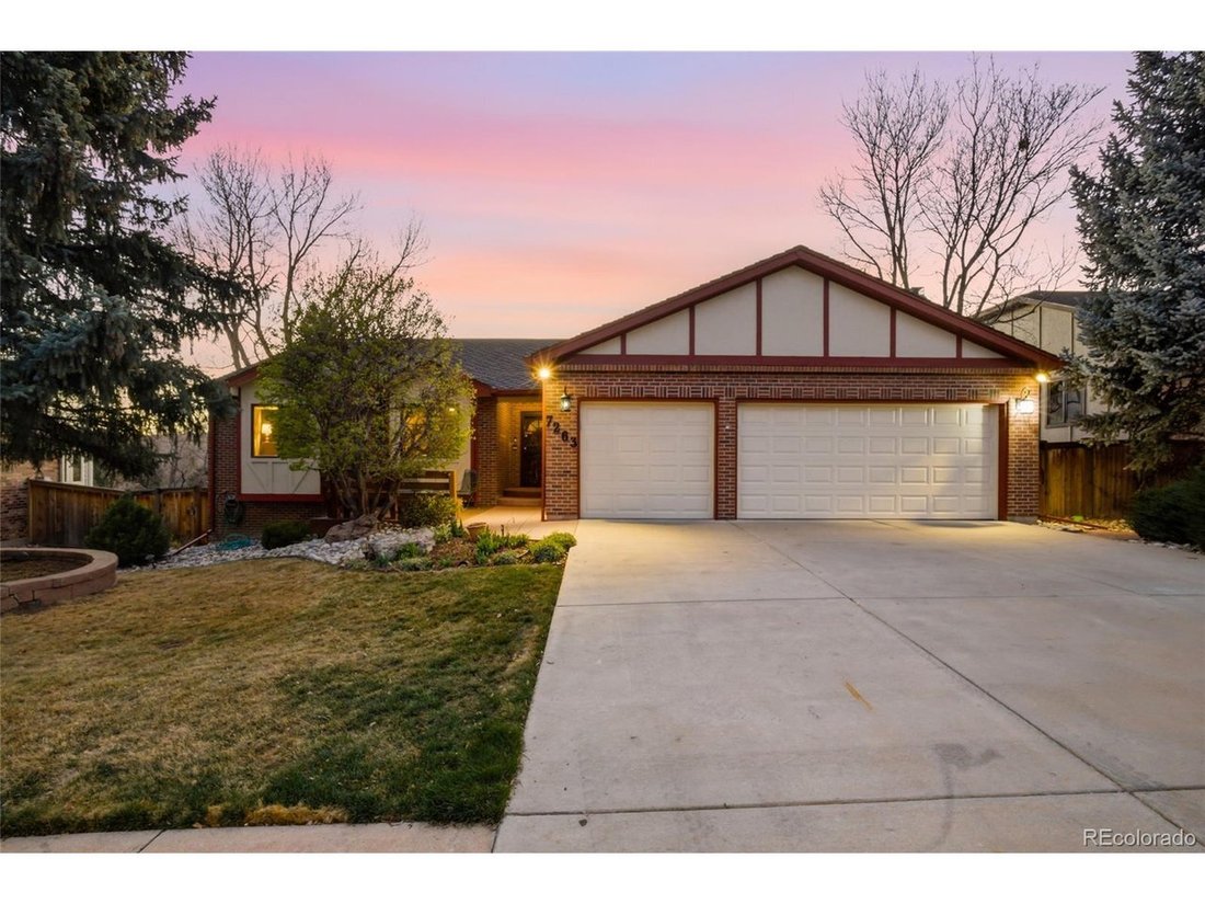 House in Littleton, Colorado, United States 1 - 18174250