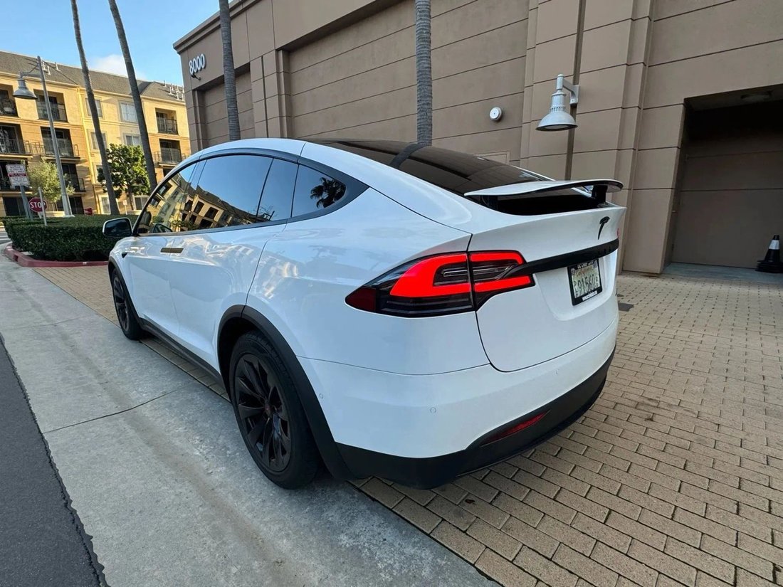 Suv in Riverside, CA, United States 5 - 18174060