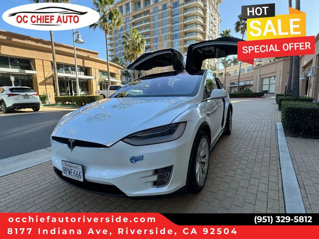 Suv in Riverside, CA, United States 1 - 18174035