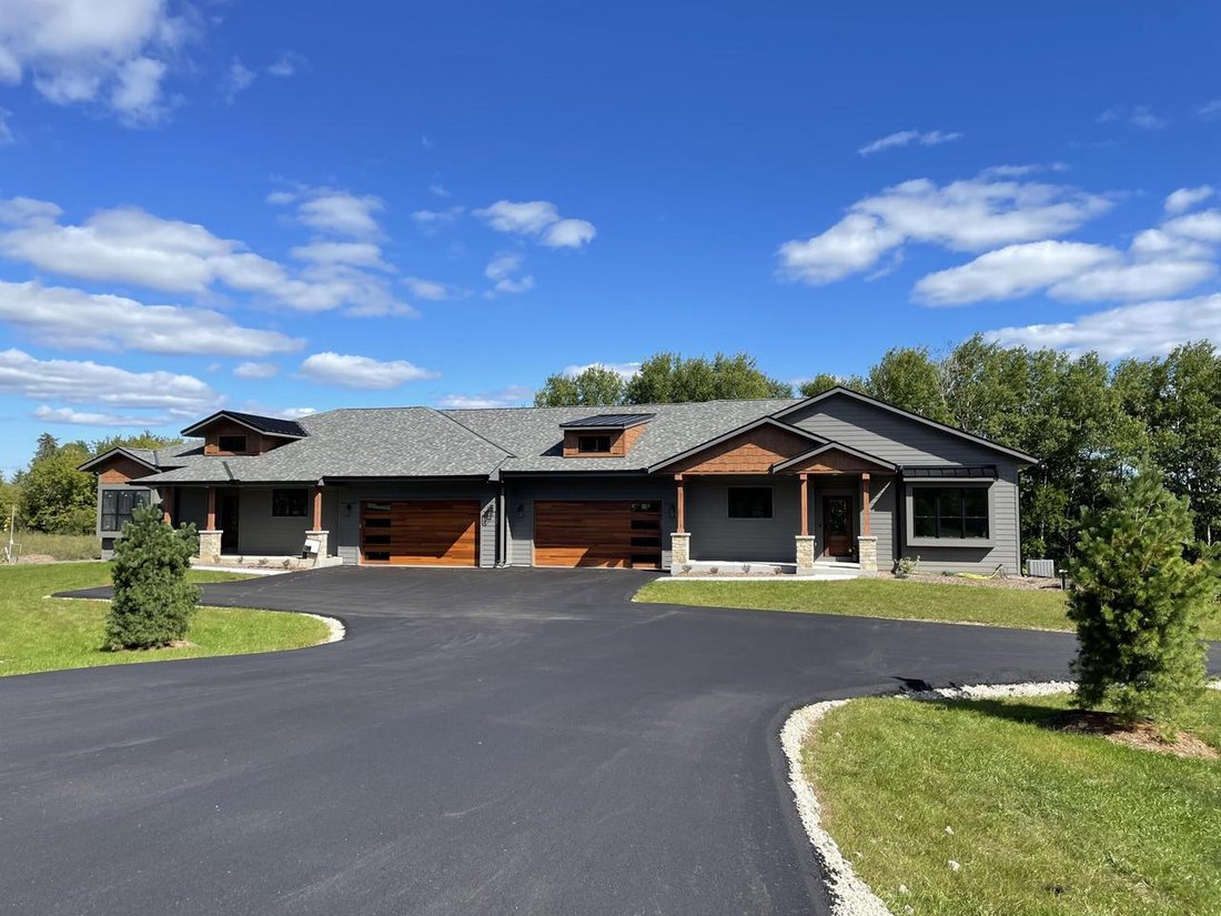 Condo in Okauchee Lake, Wisconsin, United States 1 - 18172092