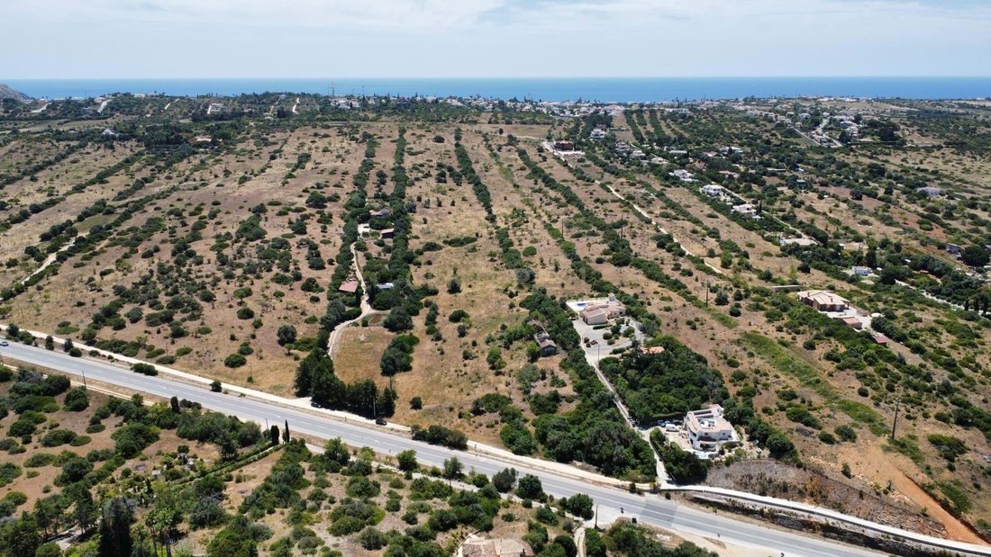 Land in Praia da Luz, Algarve, Portugal 3 - 16297993