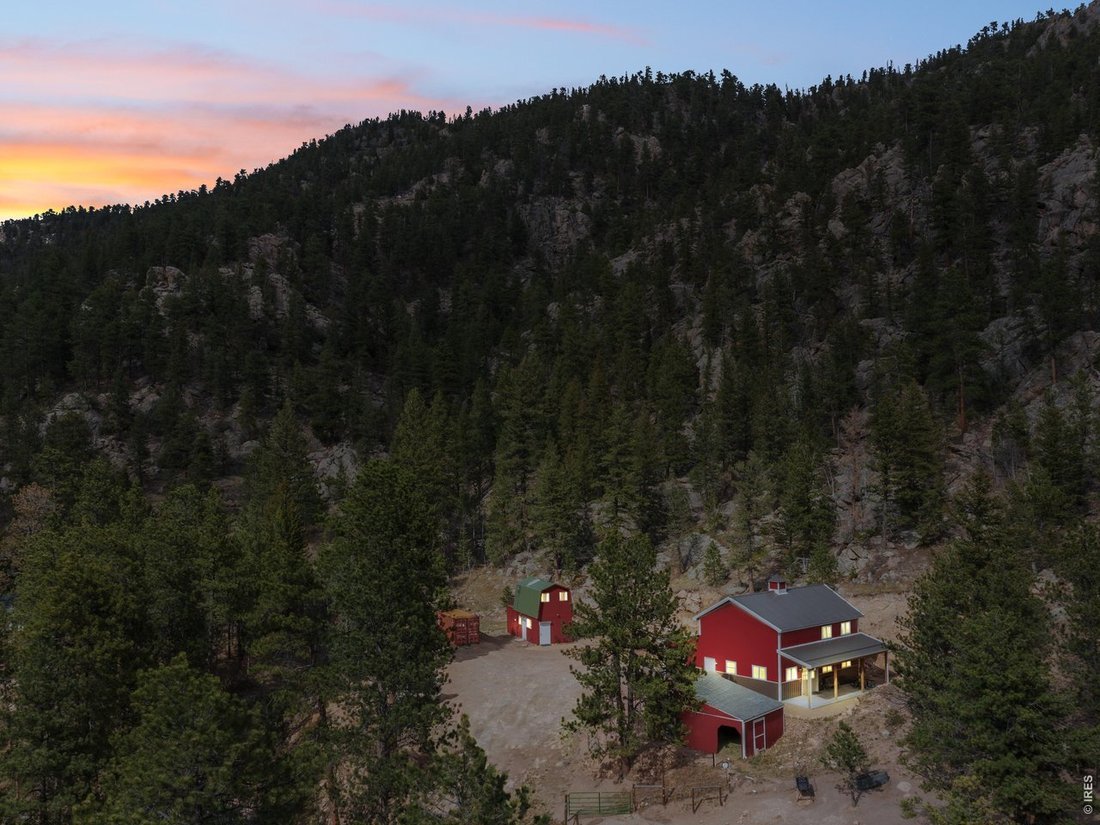 Estes Park, Colorado, United States 1 - 18174285
