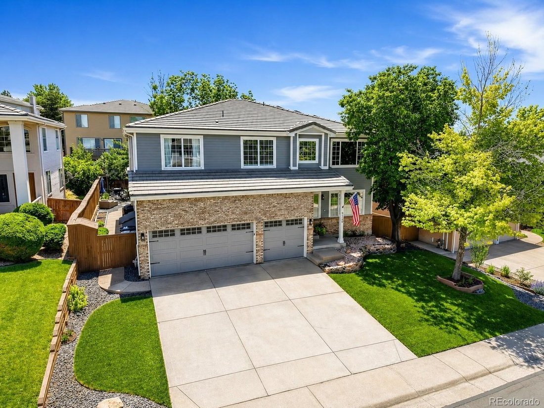 Single Family Residence In In Highlands Ranch, Colorado, United States ...
