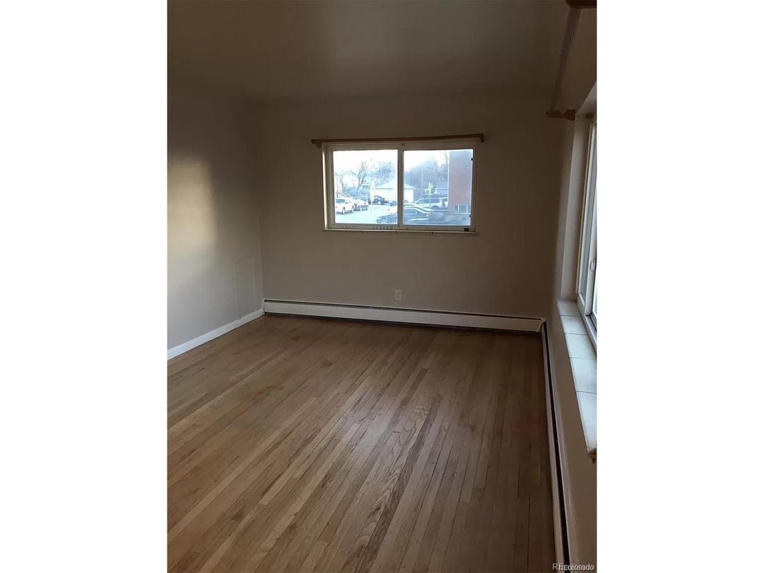 Aurora, Colorado, United States 5 - 18174318