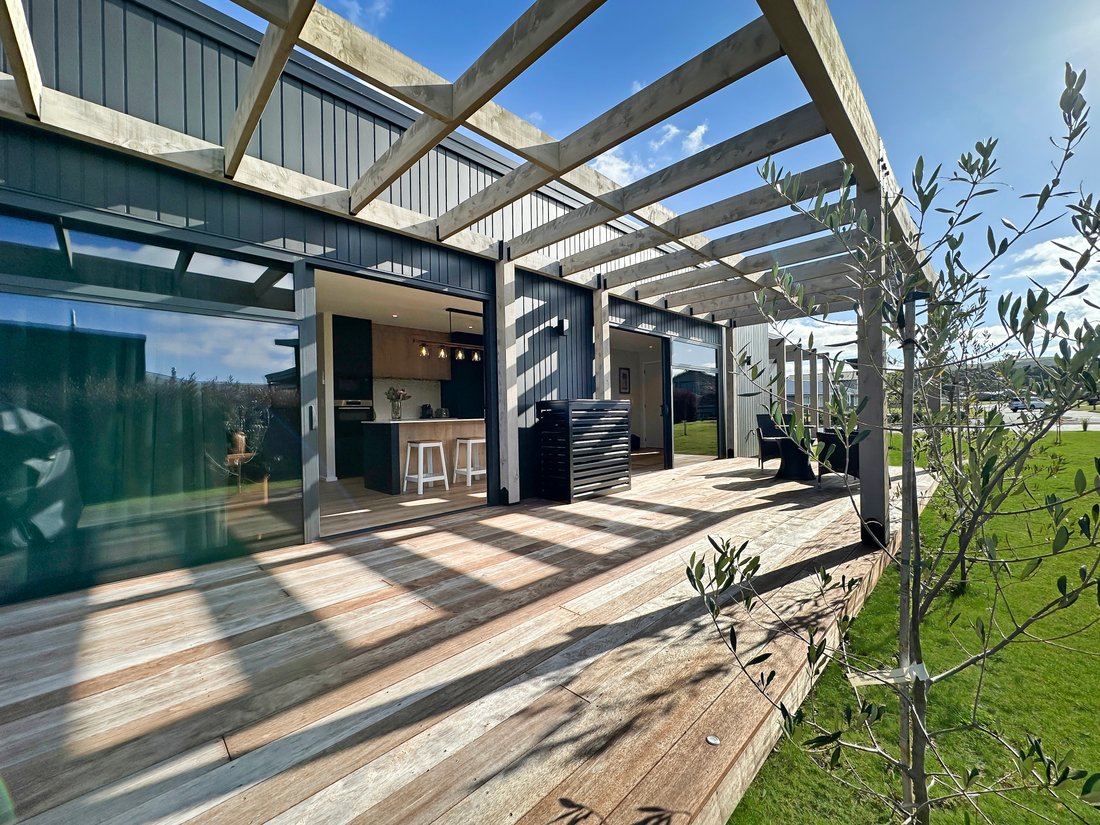 Kinloch, Waikato, New Zealand 3 - 18172234