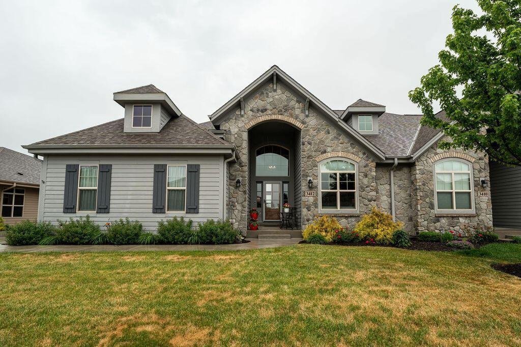 Condo in Waukesha, Wisconsin, United States 1 - 18172032