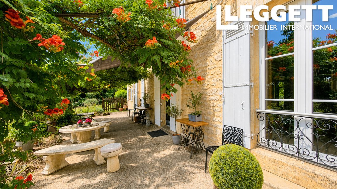Villa in Sarlat-la-Canéda, Nouvelle-Aquitaine, France 2 - 18172768