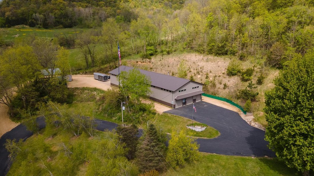 House in La Crescent, Minnesota, United States 3 - 18172072