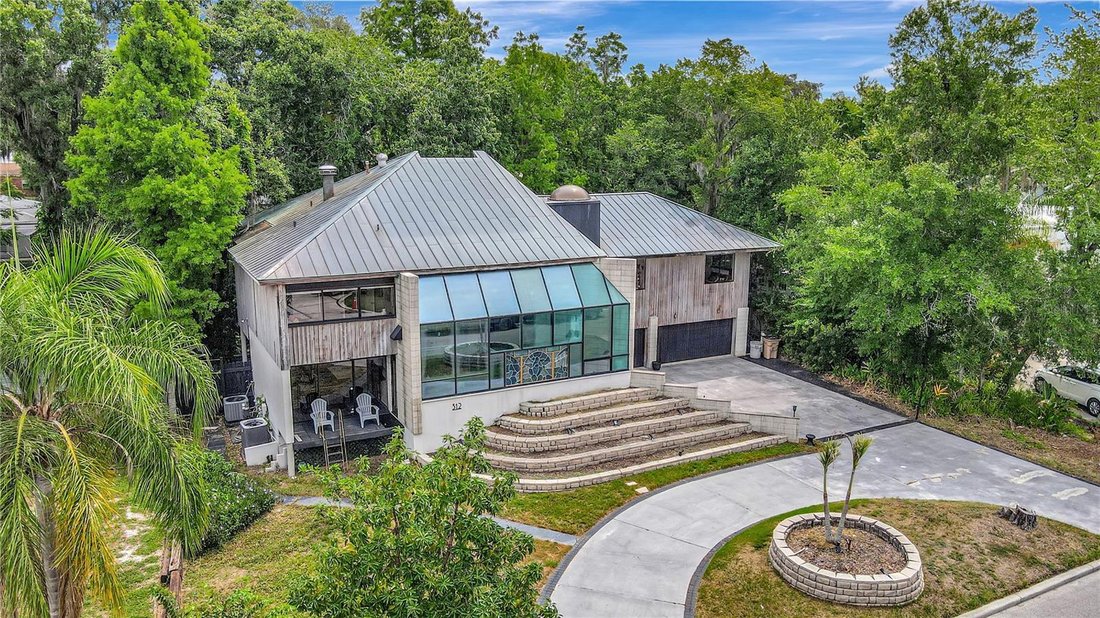 House in Tampa, Florida, United States 3 - 18174737