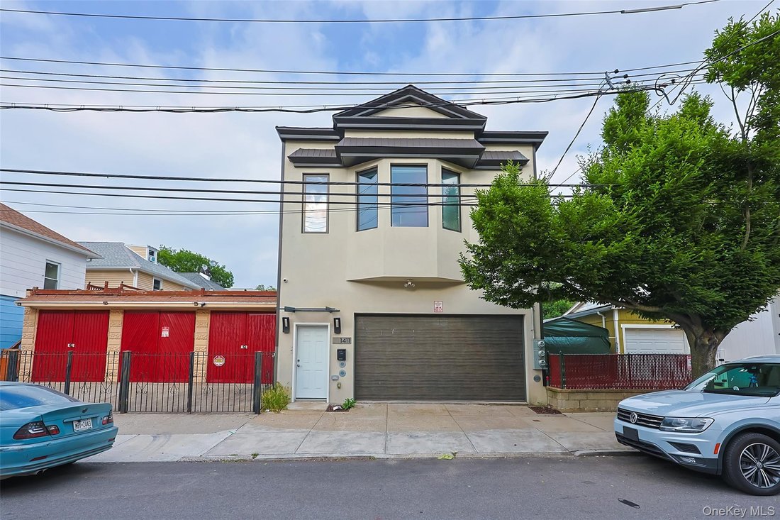 House in New York, New York, United States 2 - 17514028