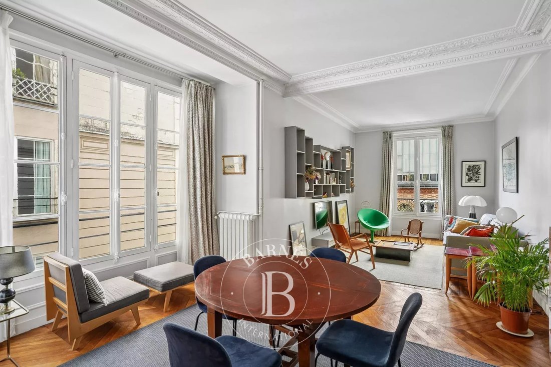 Apartment in Auteuil Nord, Paris 16e Arrondissement, Paris 2 - 18172165