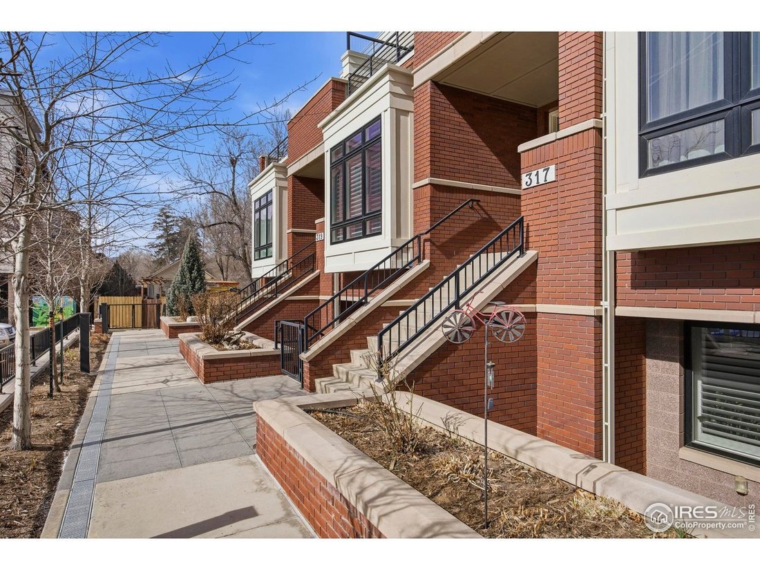 Townhouse in Fort Collins, Colorado, United States 4 - 18174835