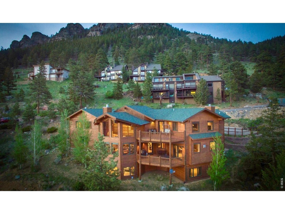 Estes Park, Colorado, United States 1 - 18173556