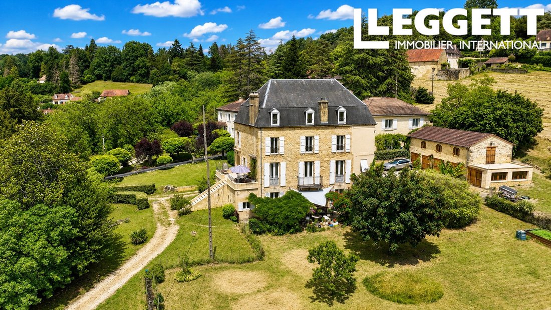 Villa in Sarlat-la-Canéda, Nouvelle-Aquitaine, France 1 - 18172768