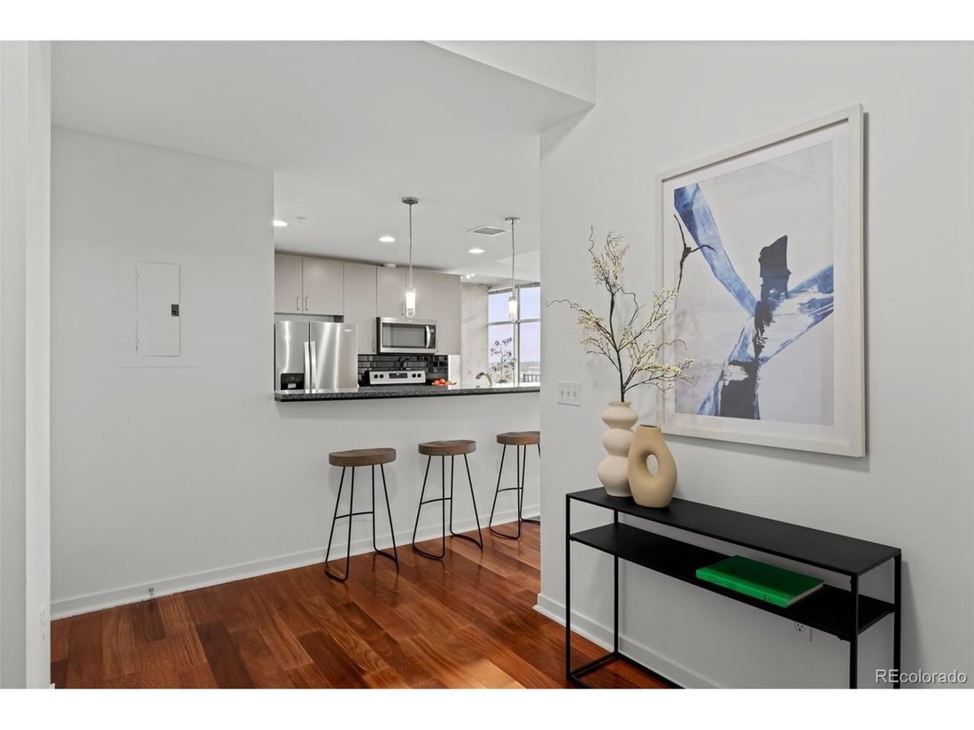 Condo in Denver, Colorado, United States 5 - 18174235