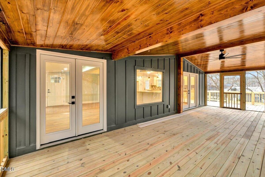 Land in Henderson, North Carolina, United States 1 - 18174877