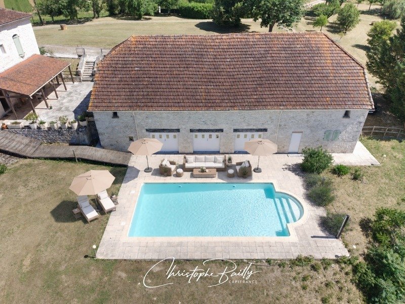 House in Lauzerte, Occitania, France 2 - 16502445