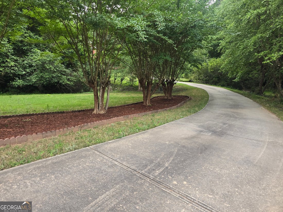 House in Bethlehem, Georgia, United States 2 - 18175231