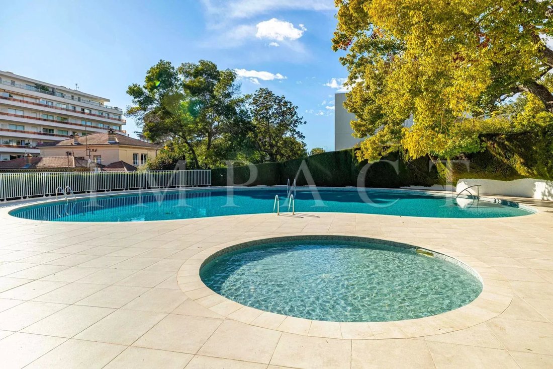Apartment in La Source, Cannes, France 4 - 18174905