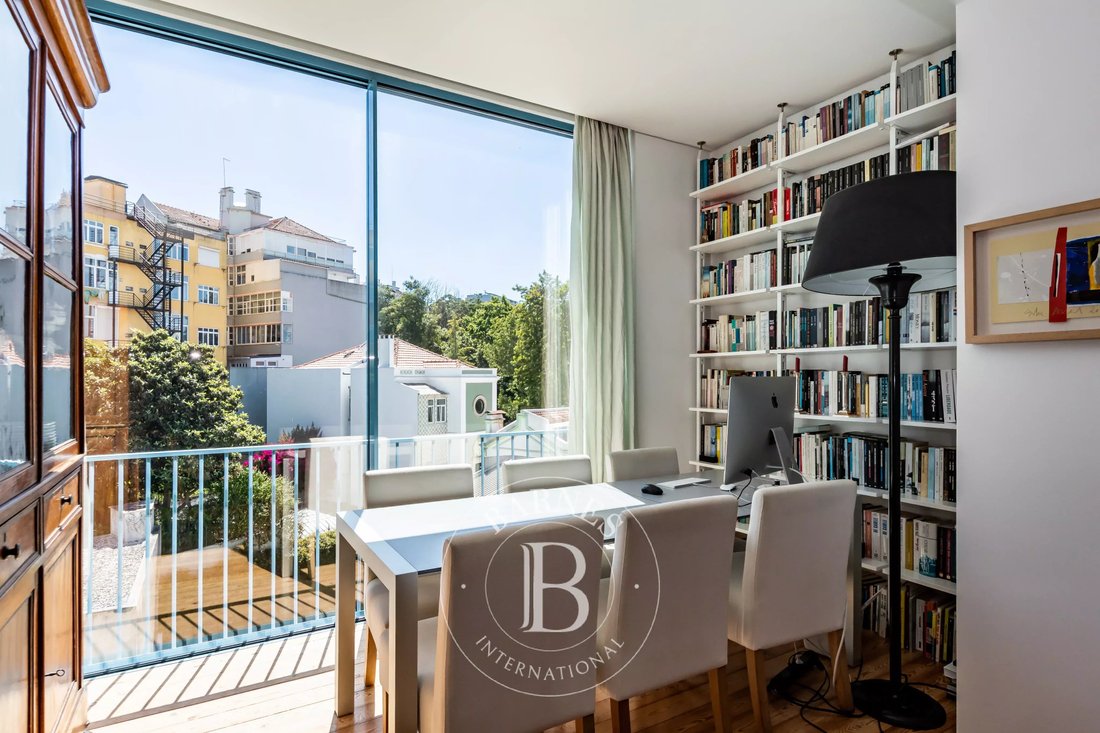 Apartment in Avenidas Novas, Lisbon, Portugal 3 - 18174931