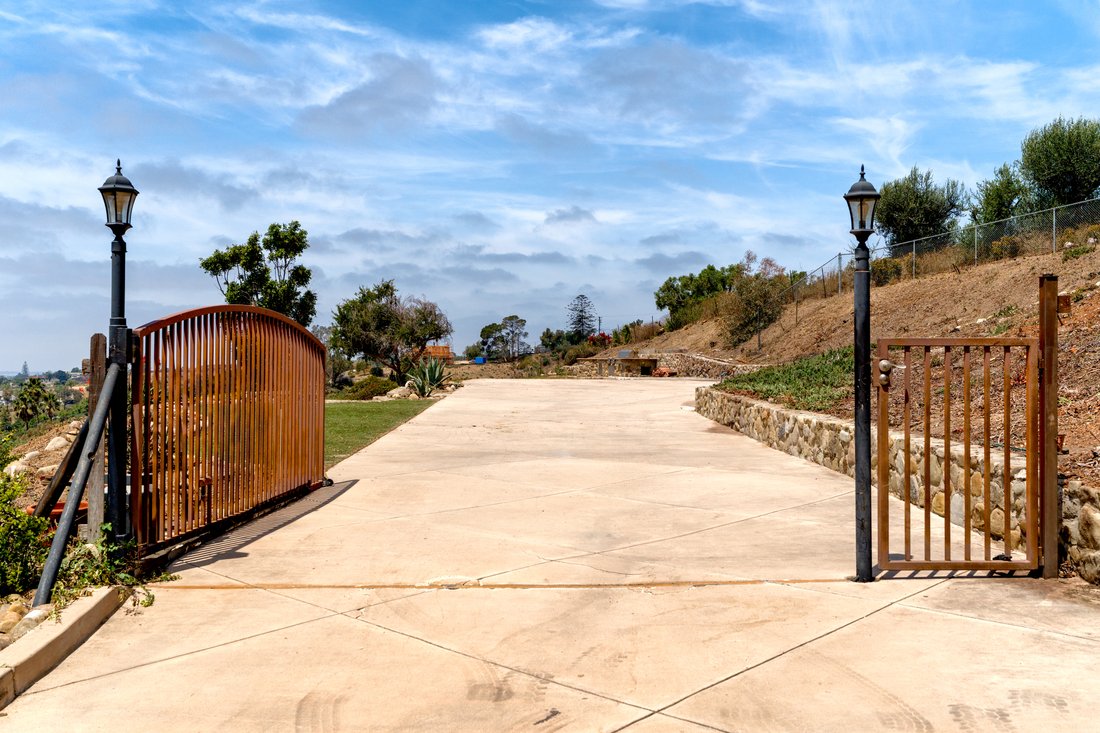 Land in Camarillo, California, United States 2 - 18175158