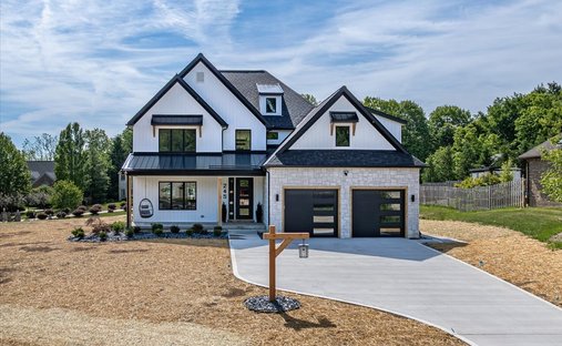 House in Hinckley, Ohio, United States 1