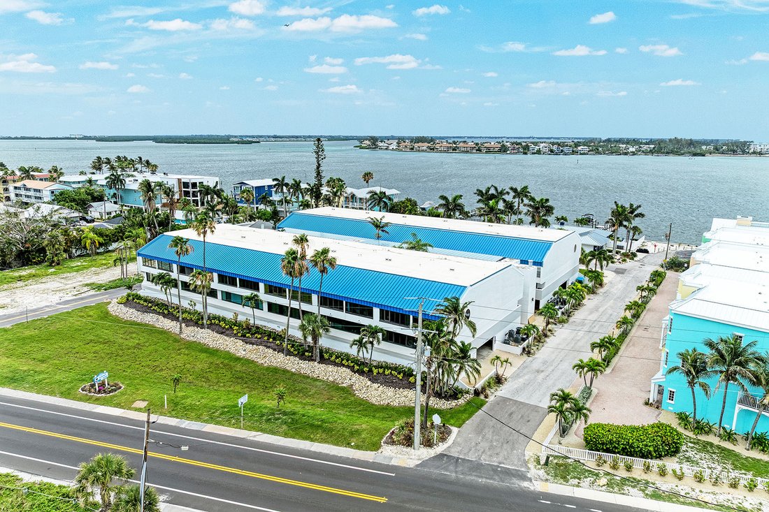 Condo in Bradenton Beach, Florida, United States 4 - 18175154