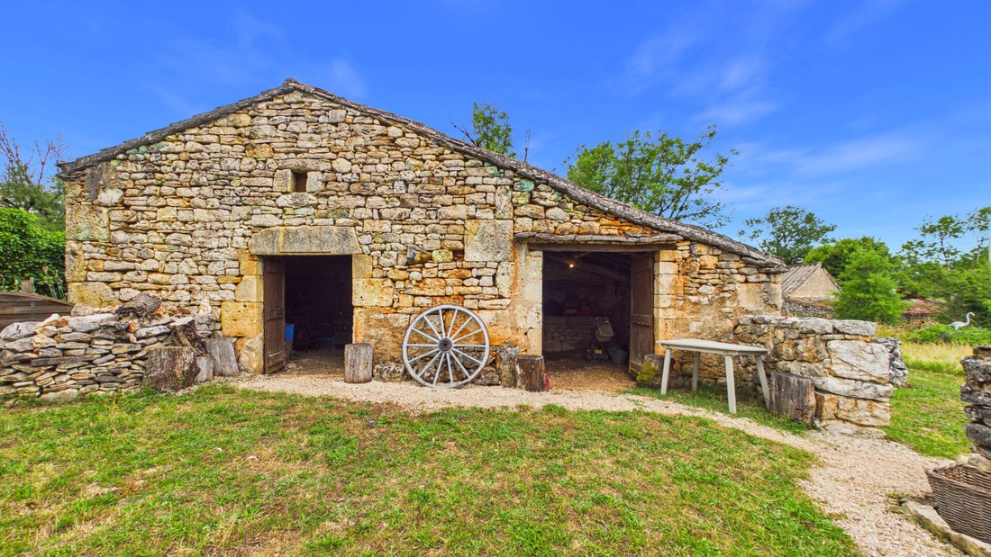 Villa in Esclauzels, Occitania, France 4 - 18175174